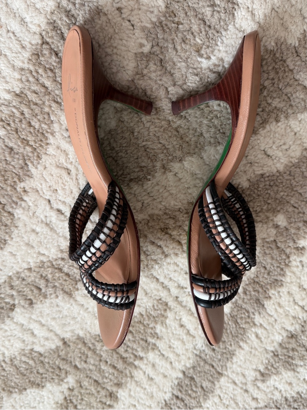 Lisa for Donald J. Pliner Pasion Hand Woven Slide Sandal_Multicolor Size- 7.5 - Picture 3 of 7